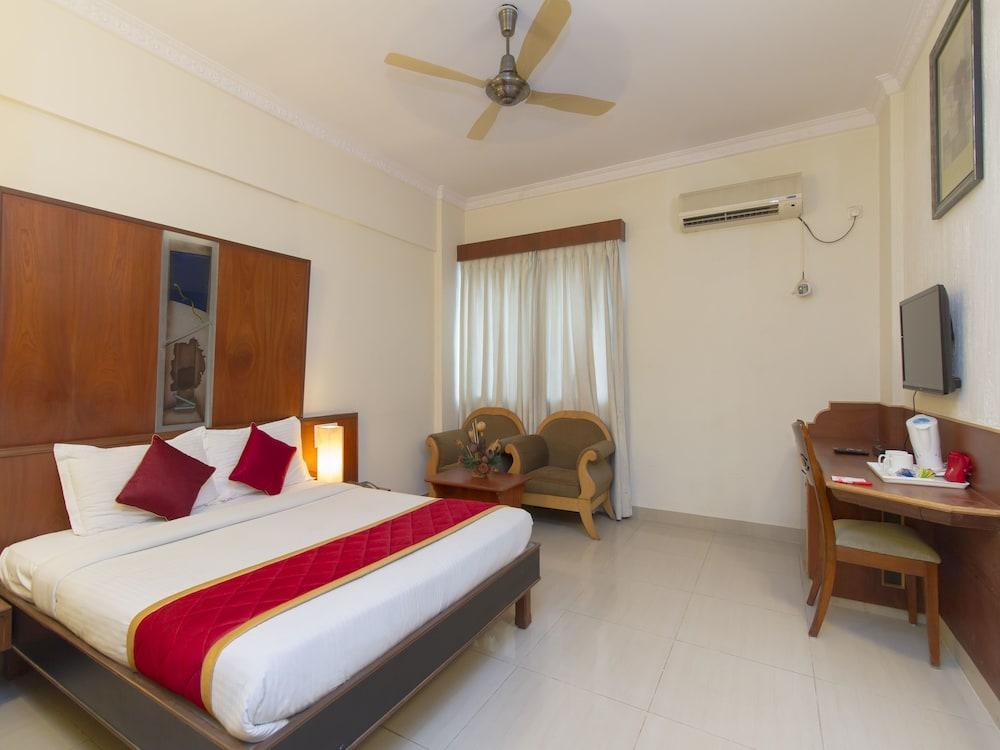 Vaishnavi Residency Hotel Bangalore Buitenkant foto