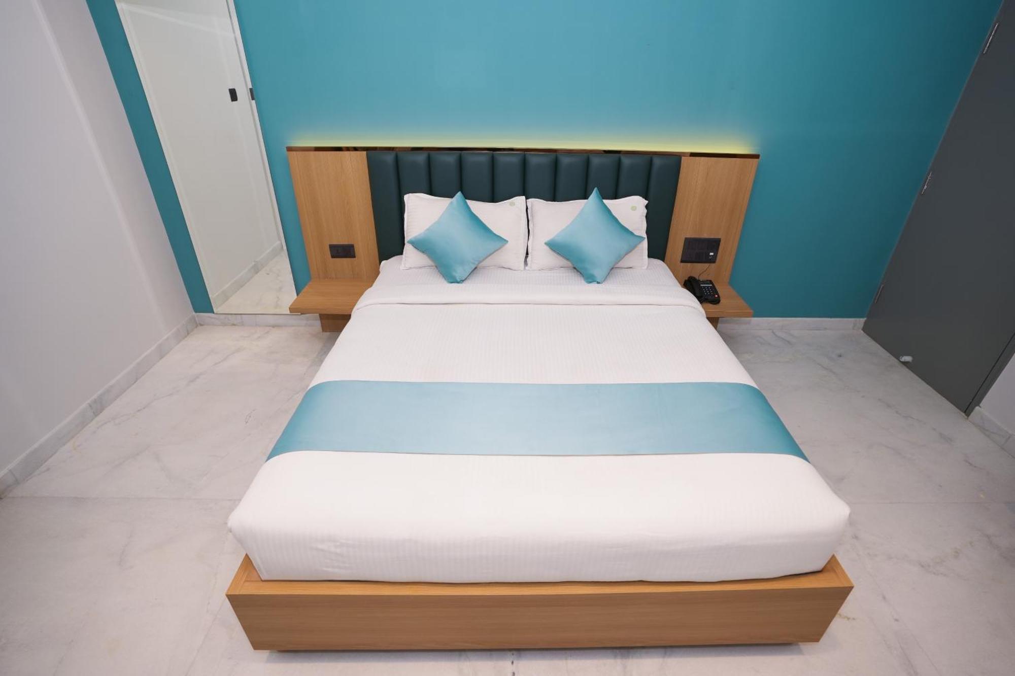 Vaishnavi Residency Hotel Bangalore Buitenkant foto