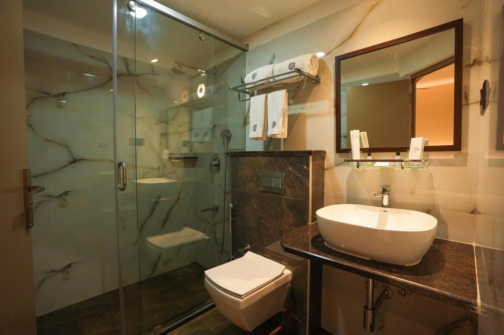 Vaishnavi Residency Hotel Bangalore Buitenkant foto